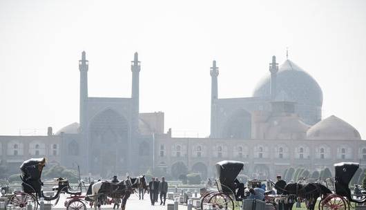 هوای اصفهان همچنان قرمز است