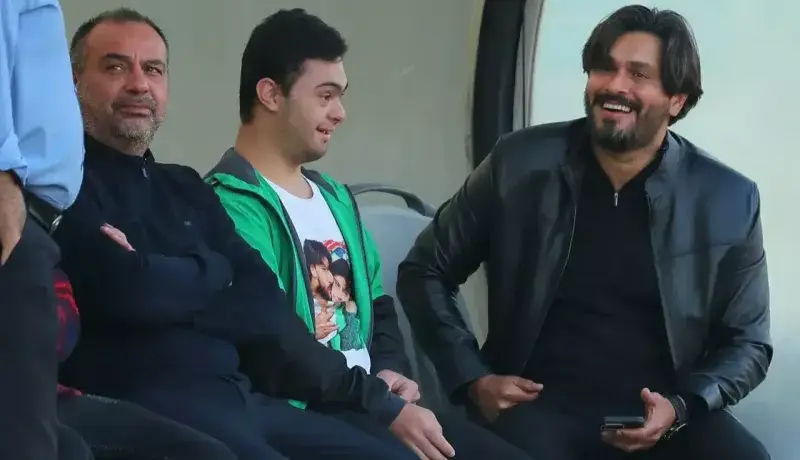 مهمان همیشگی رختکن پیکان؛ هوادار خاص سعید!