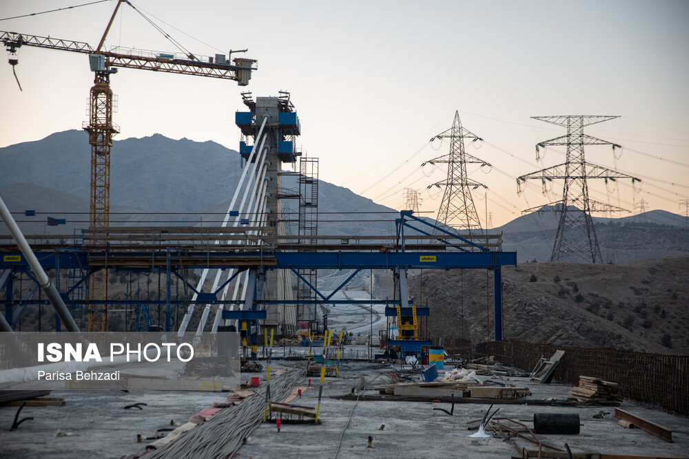 عکس/ بازدید وزیر راه و شهرسازی از کنارگذر آزادراه شمالی کرج