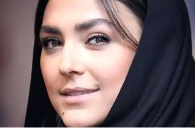 چهره ها/ استایل جین هدی زین‌العابدین مورد توجه قرار گرفت