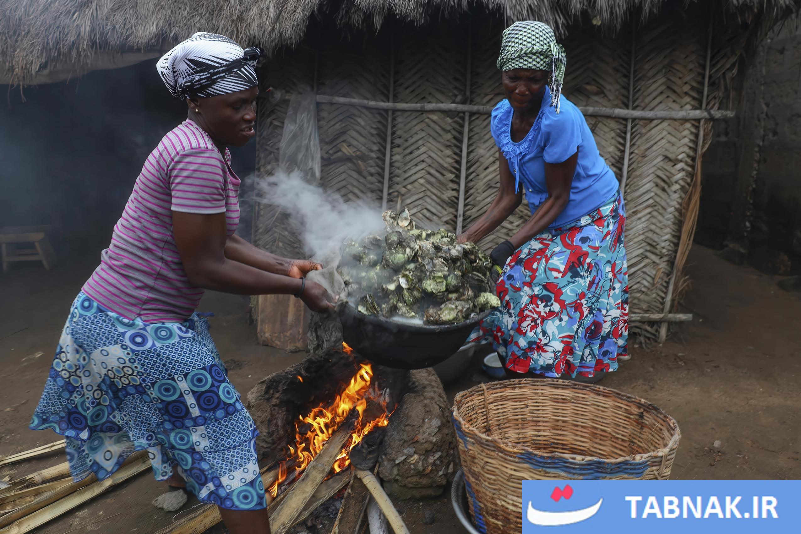 زنان در دل اقیانوس؛ داستان پرورش صدف در غنا