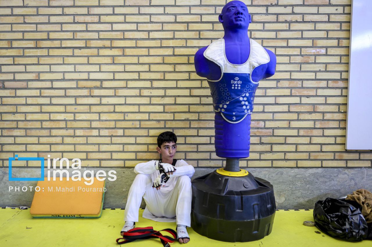 دومین دوره مسابقات کشوری قهرمان قهرمانان در خانه تکواندو کرج 