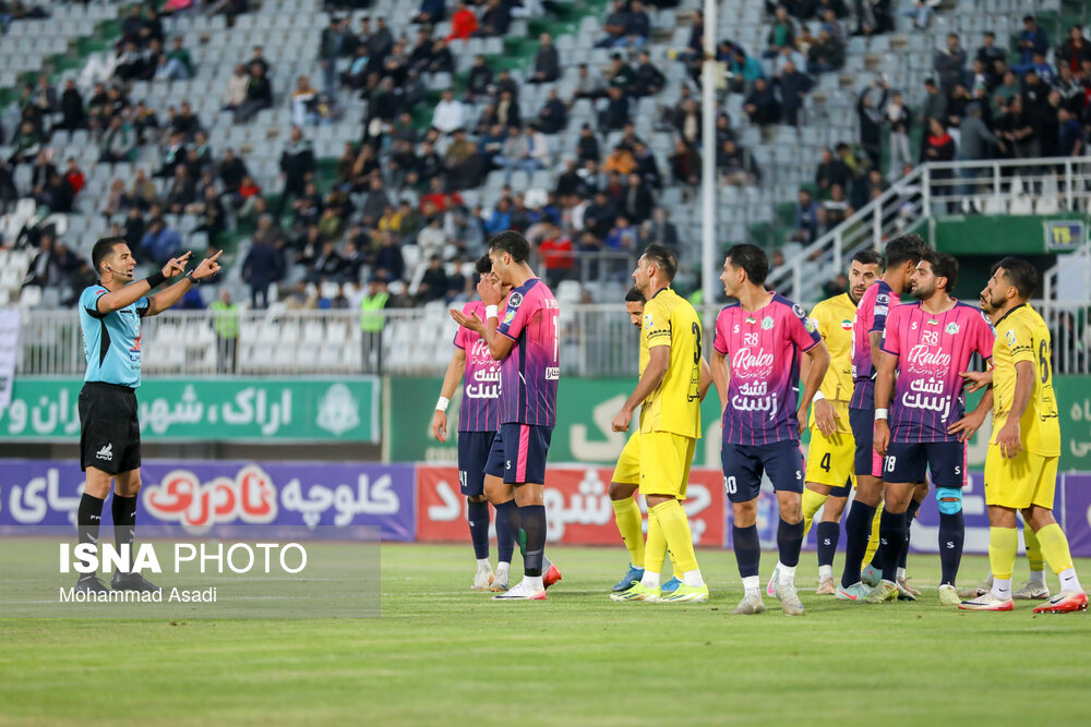 هفته یازدهم لیگ برتر فوتبال ایران؛ آلومینیوم اراک - فجر سپاسی