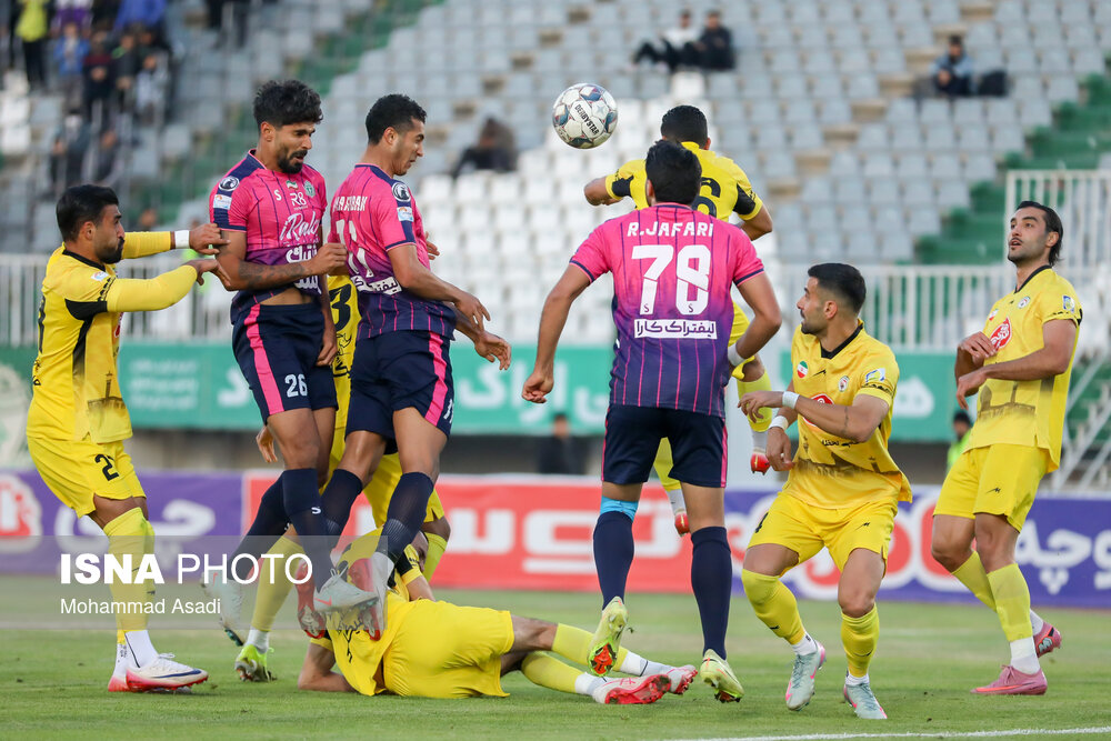 هفته یازدهم لیگ برتر فوتبال ایران؛ آلومینیوم اراک - فجر سپاسی