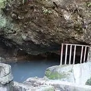 آبگرم فلکده در کجا قرار دارد؟