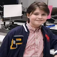 «اینشتین کوچک» در ۱۵ سالگی دکترای فیزیک کوانتوم گرفت