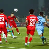 لیگ برتر فوتبال؛ تراکتور و چادرملو