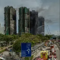عکس‌های نیویورک تایمز از آتش‌سوزی مرگبار برج‌های مسکونی در هنگ‌کنگ   