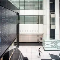 پیش‌بینی بورس «یکشنبه»؛ گام‌های شکننده بازار سهام زیر سایه طلا و دلار