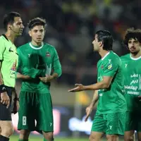 حمله به ماشین داور بازی شمس‌آذر - پرسپولیس