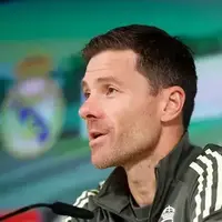 ژابی: بارسا یک رئیس پوپولیست و عوام‌فریب دارد!