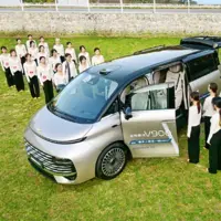 جیلی گلکسی V900 با جای دادن ۴۲ نفر، رکورد گینس را شکست!