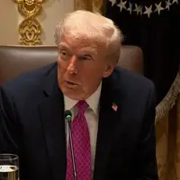 نیویورک تایمز از تماس تلفنی ترامپ و مادورو خبر داد