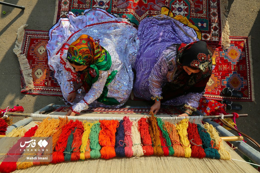 جشنواره ای با تاروپود عشق