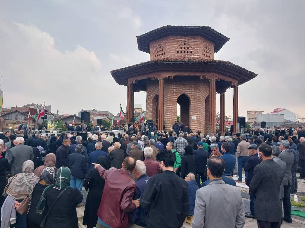 وداع باشکوه مردم رشت با «بلبل گیلان» 