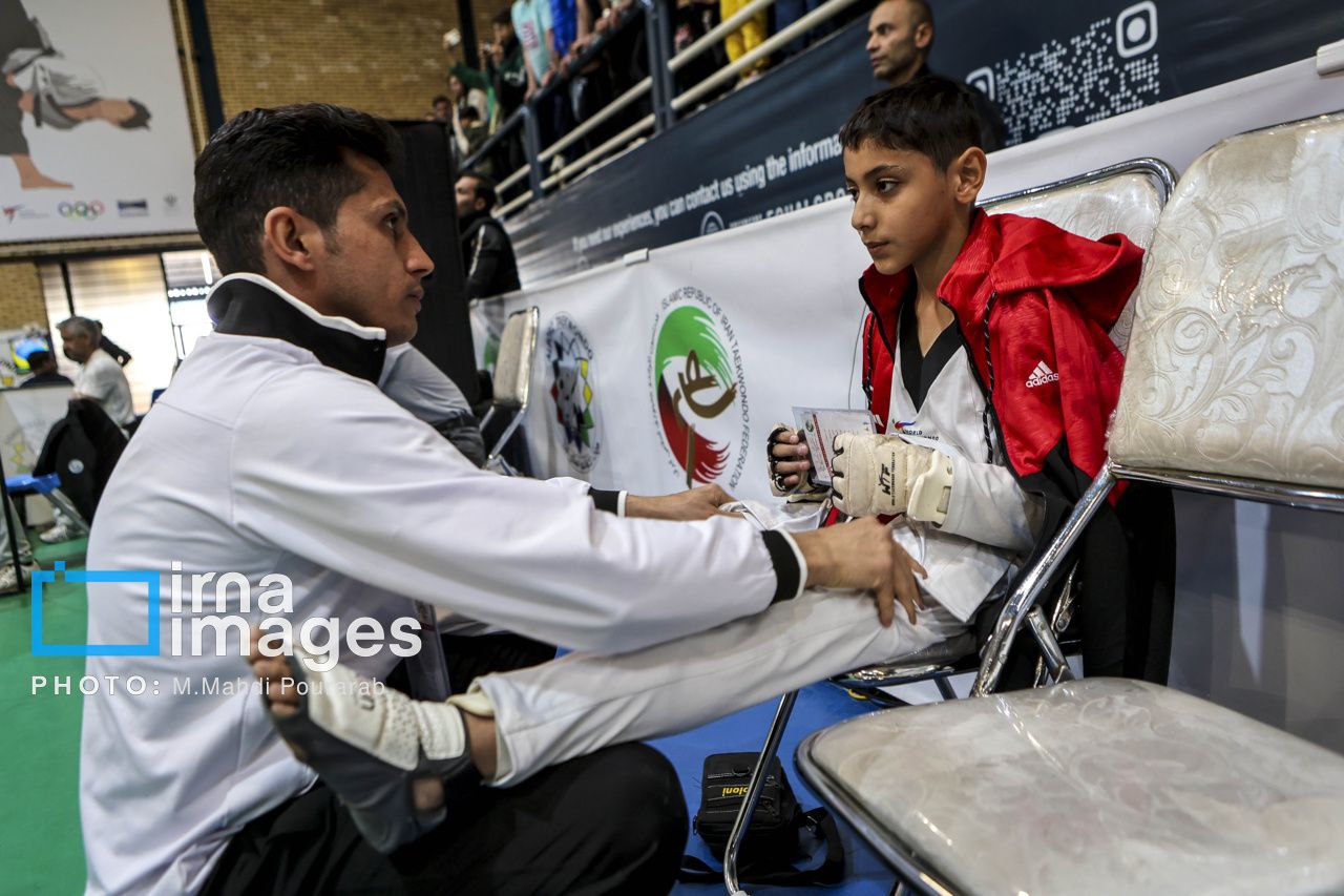 دومین دوره مسابقات کشوری قهرمان قهرمانان در خانه تکواندو کرج 