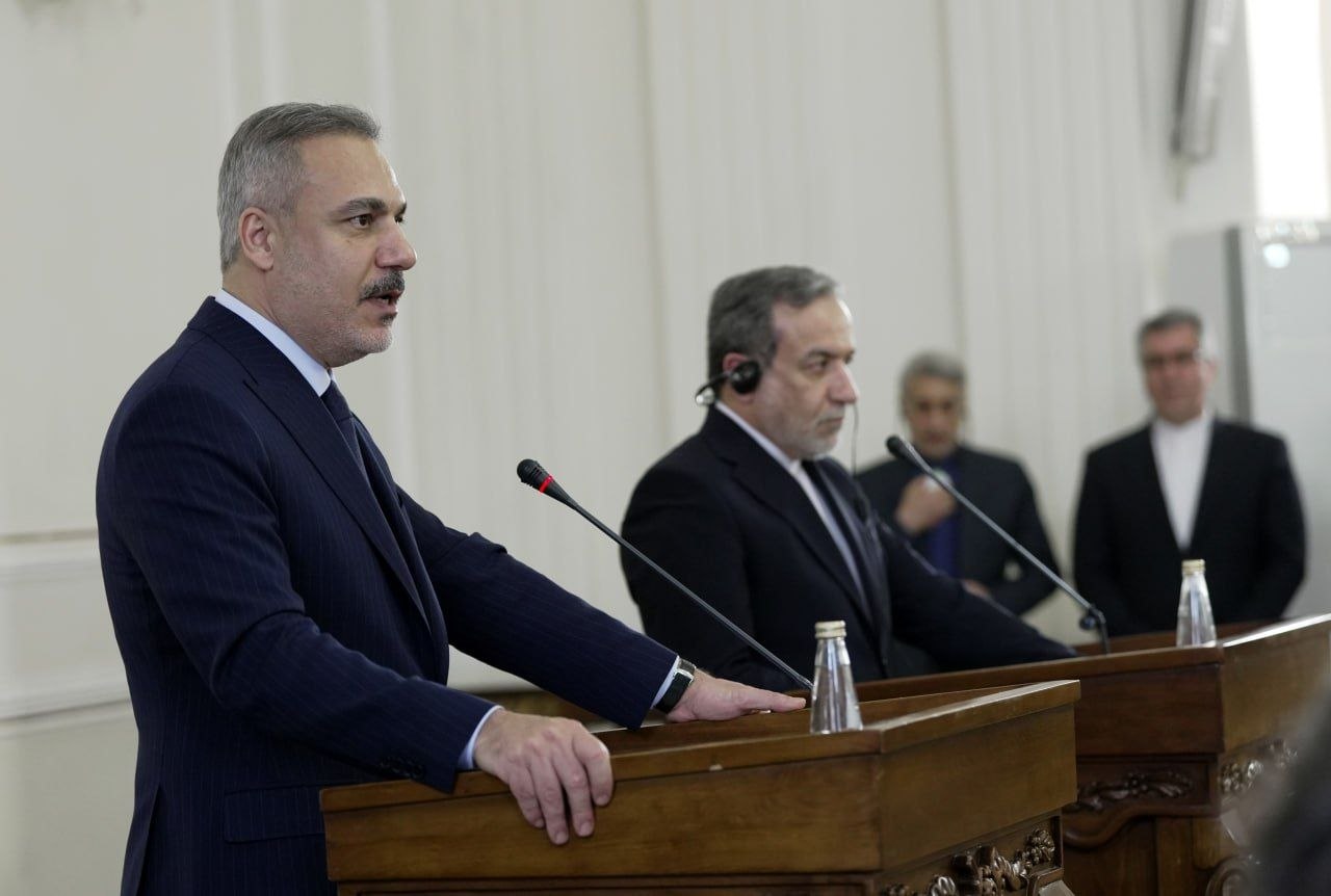 عکس/ کنفرانس مطبوعاتی وزرای امور خارجه ایران و ترکیه