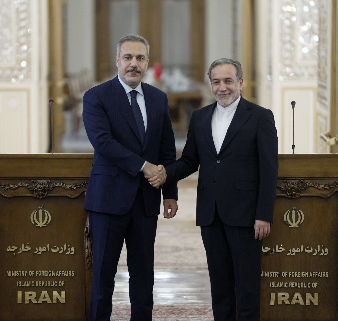 عکس/ کنفرانس مطبوعاتی وزرای امور خارجه ایران و ترکیه