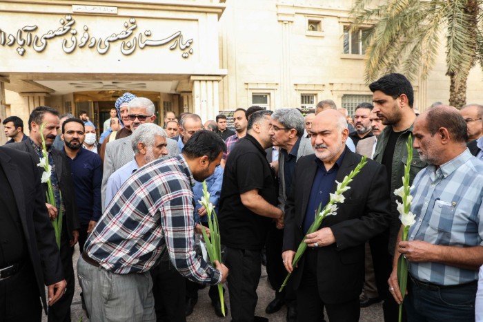 پیکر پزشک پیشکسوت با حضور استاندار خوزستان تشییع شد