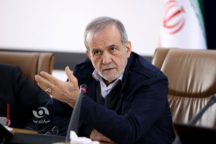 عکس/ رونمایی از نسخه اولیه سامانه رصد برخط پروژه‌های ملی