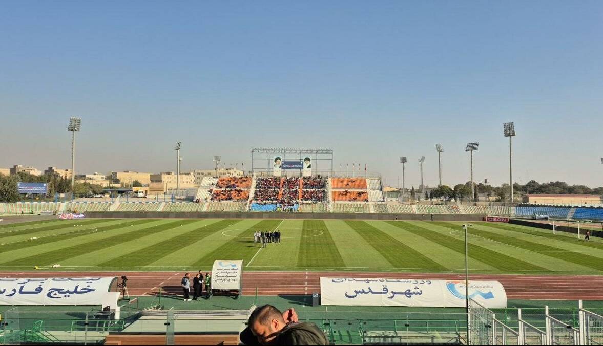 مدیر ورزشگاه شهرقدس: همه عوامل برای برگزاری بازی استقلال و فولاد در حال کار هستند