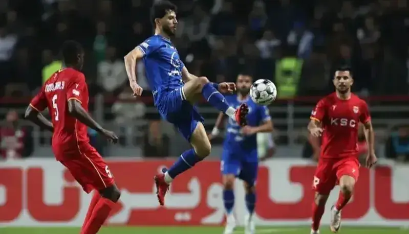 گزارش زنده: استقلال 1 - فولاد 0