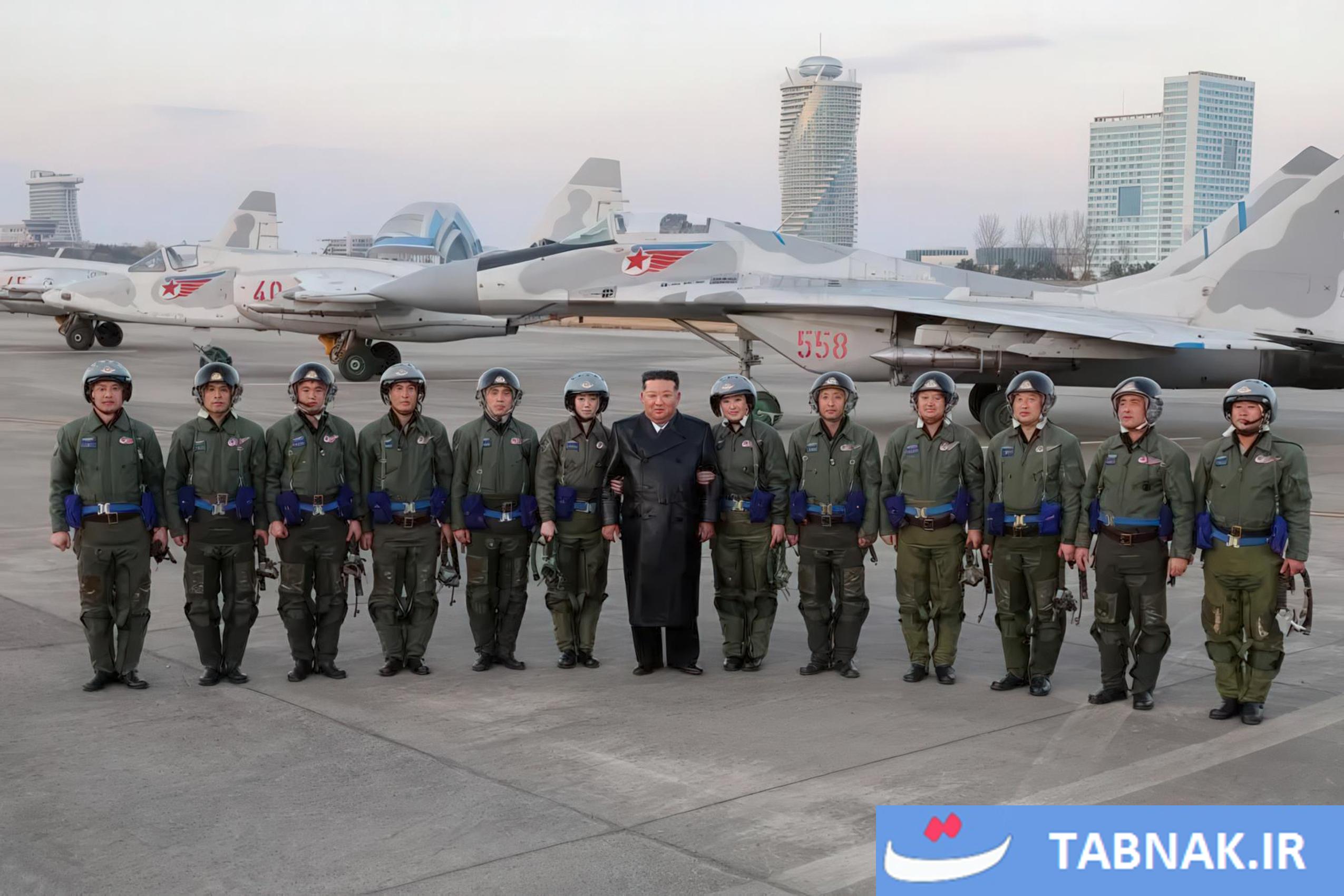 مراسم سالگرد تأسیس نیروی هوایی کره‌شمالی