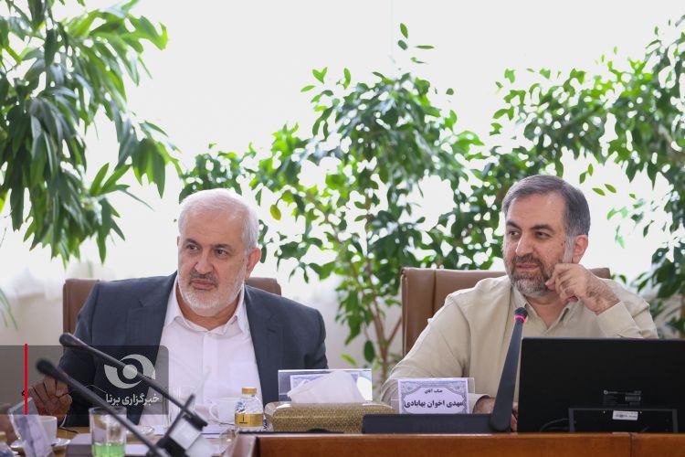 عکس/ رونمایی از نسخه اولیه سامانه رصد برخط پروژه‌های ملی