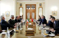 دیدار و گفتگوی وزرای خارجه ایران و ترکیه