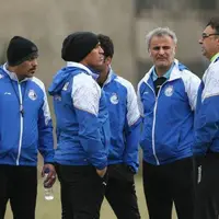 یک استقلالی دیگر روی نیمکت تیم عراقی