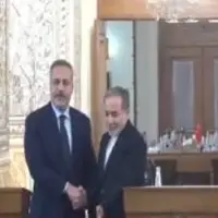 عکس یادگاری عراقچی با فیدان