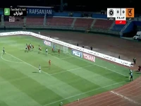 گل اول سپاهان به مس رفسنجان (حاج صفی - پنالتی) در دقیقه 45+6