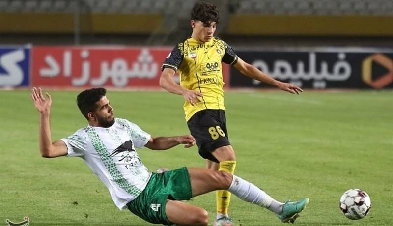 قادری: بازیکنان خیبر از دقیقه 5 وقتکشی کردند