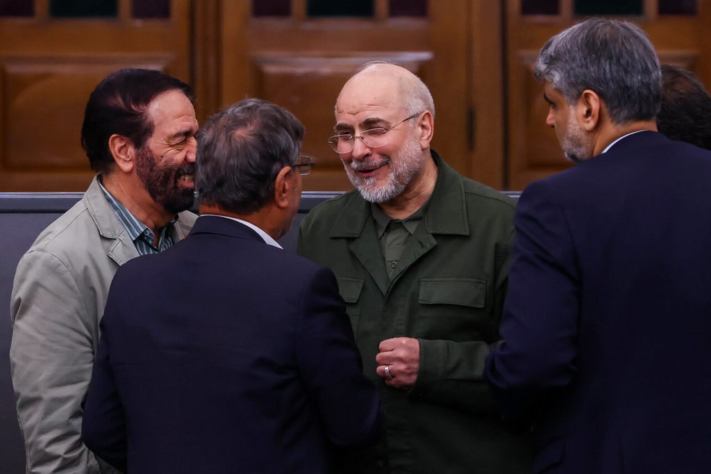 عکس/ نشست قالیباف با مدیران رسانه‌های کشور 