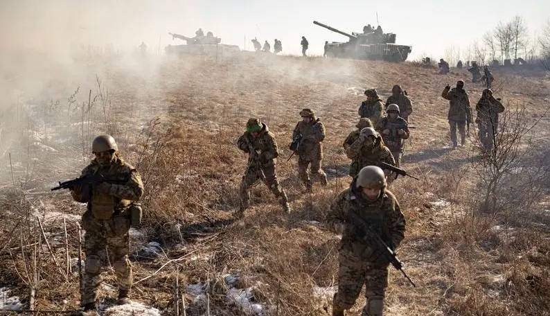 چگونه ورق جنگ اوکراین در سال 2025 برگشت؟