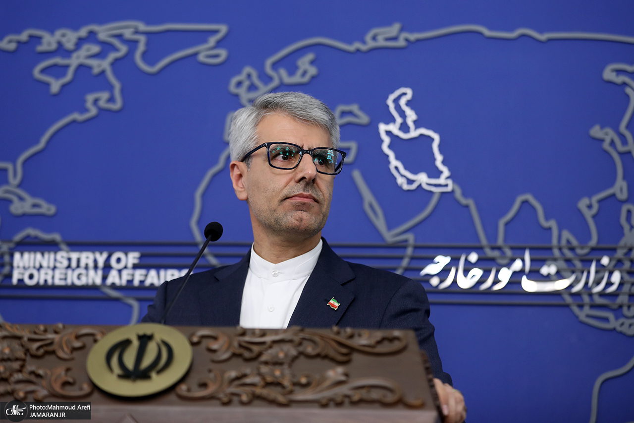 پاسخ سخنگوی وزارت خارجه به ادعاها؛ از خوردن 270 کیلو پاستیل و آجیل در مذاکرات برجام تا پناه‌دادن به مقامات ونزوئلایی