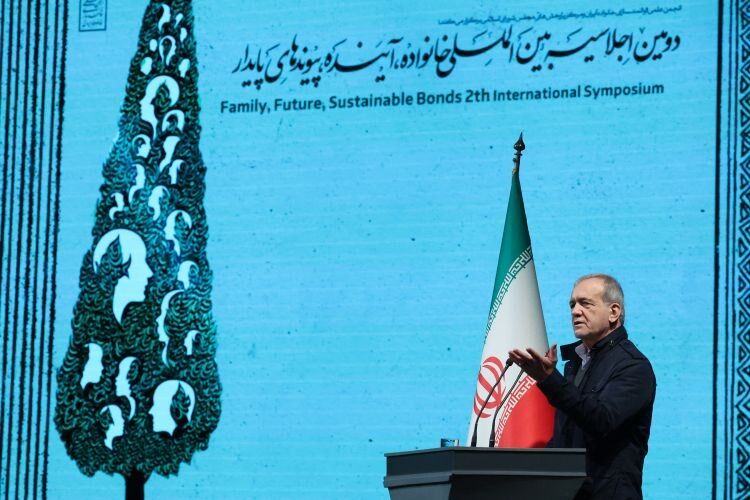 پزشکیان: با تهدید و امر و نهی نمی‌توان جامعه را تغییر داد