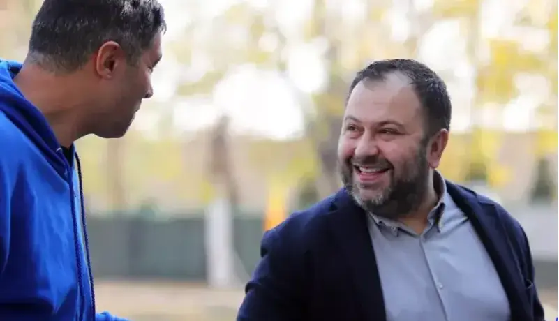 بابایی: بجای شکایت باید عذرخواهی کنید