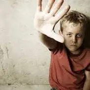 خاطره تلخم از کودکی باعث شده از خودم بدم بیاید