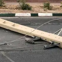 چهارمین پایه برق در کاشان طی ۴۸ ساعت گذشته سقوط کرد