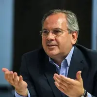 اشرافیت فقر نچشیده چگونه می‌تواند خدمتگزار باشد آقای سریع‌القلم؟