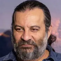 مهراب قاسمخانی چیدمان متفاوت خانه‌اش را به نمایش گذاشت