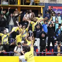 طعنه سنگین سیرجانی‌ها؛ تشویق کاپیتان حریف!