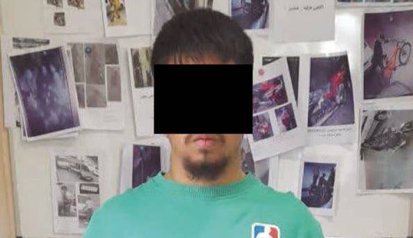 قمه کشی گوشی قاپ ها در محاصره پلیس!