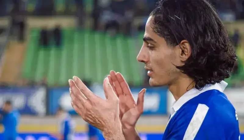 حسین‌نژاد ژست شادی با سوچی گرفت