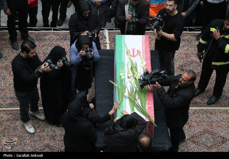 وداع باشکوه کرمان با شهید آتش‌نشان «محسن میرشکار»