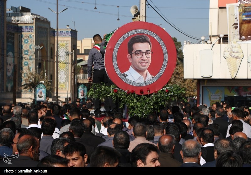 وداع باشکوه کرمان با شهید آتش‌نشان «محسن میرشکار»