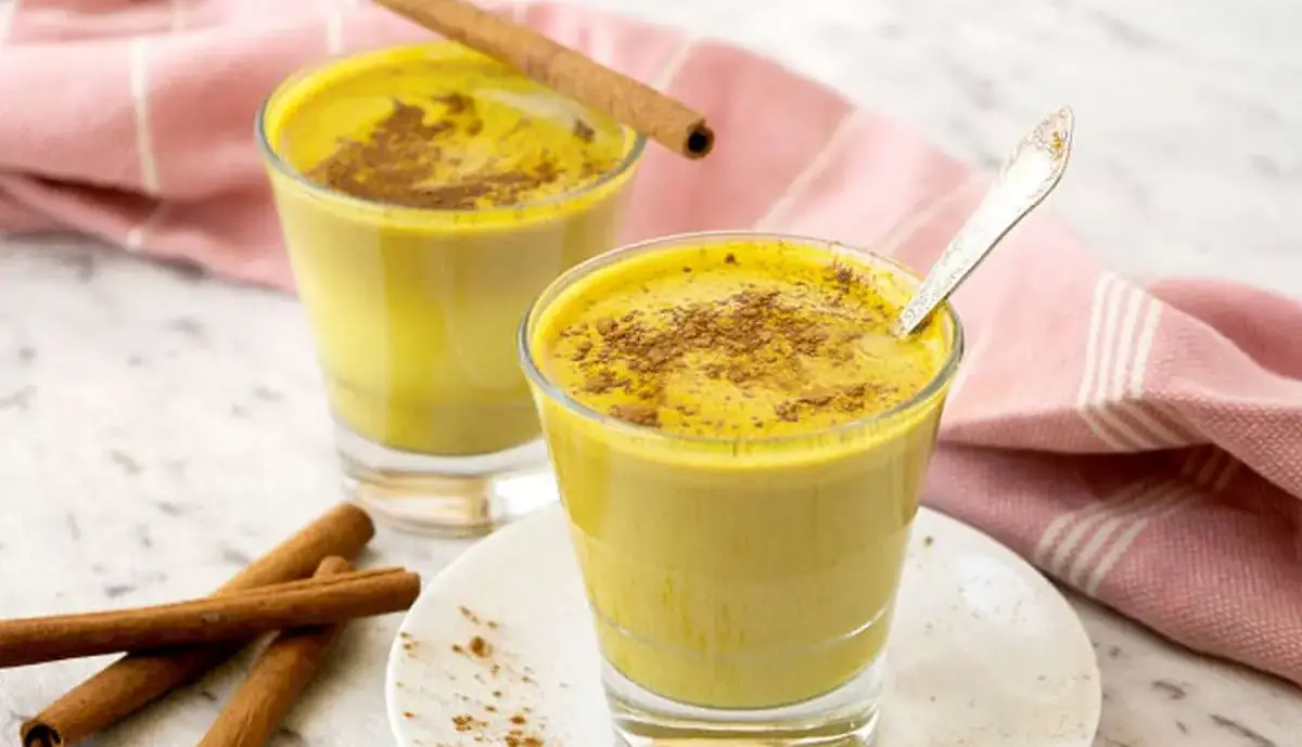 ۵ نوشیدنی اصیل ایرانی برای روزهای سرد پاییز