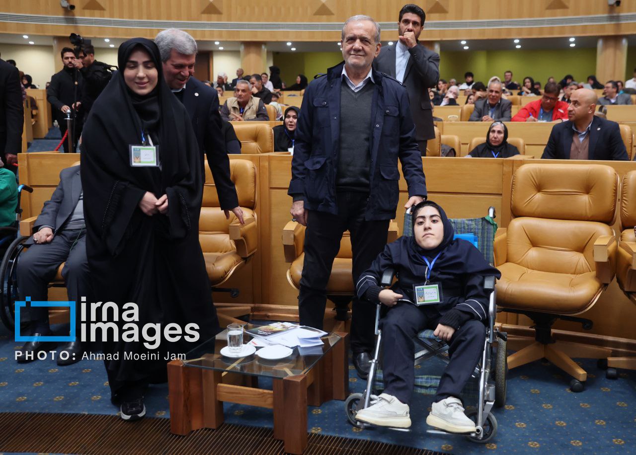 آیین گرامیداشت روز جهانی افراد دارای معلولیت با حضور رییس جمهور
