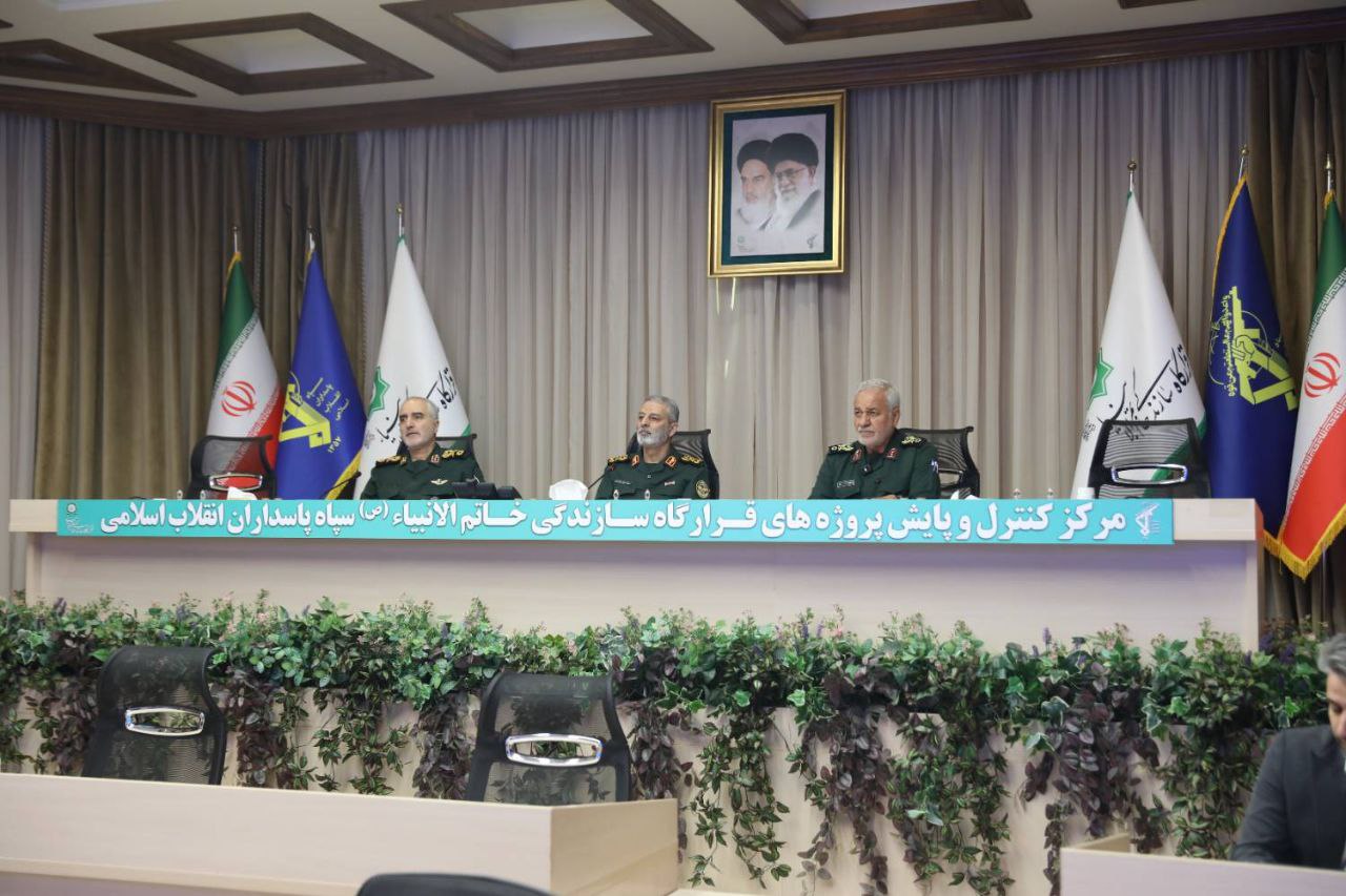 عکس/ بازدید رئیس ستادکل نیروهای مسلح از قرارگاه سازندگی خاتم‌الانبیا 